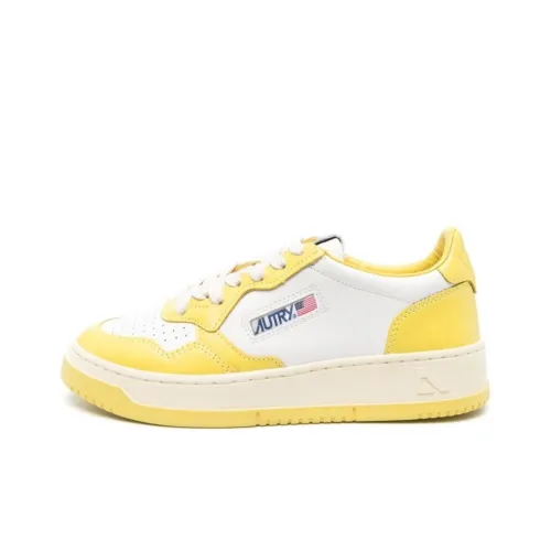 AUTRY Skateboard Shoes Women's Low-Top Yellow/White