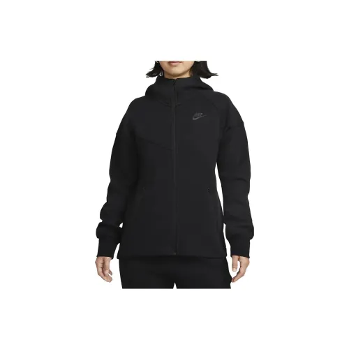 Nike Jackets Women's Black