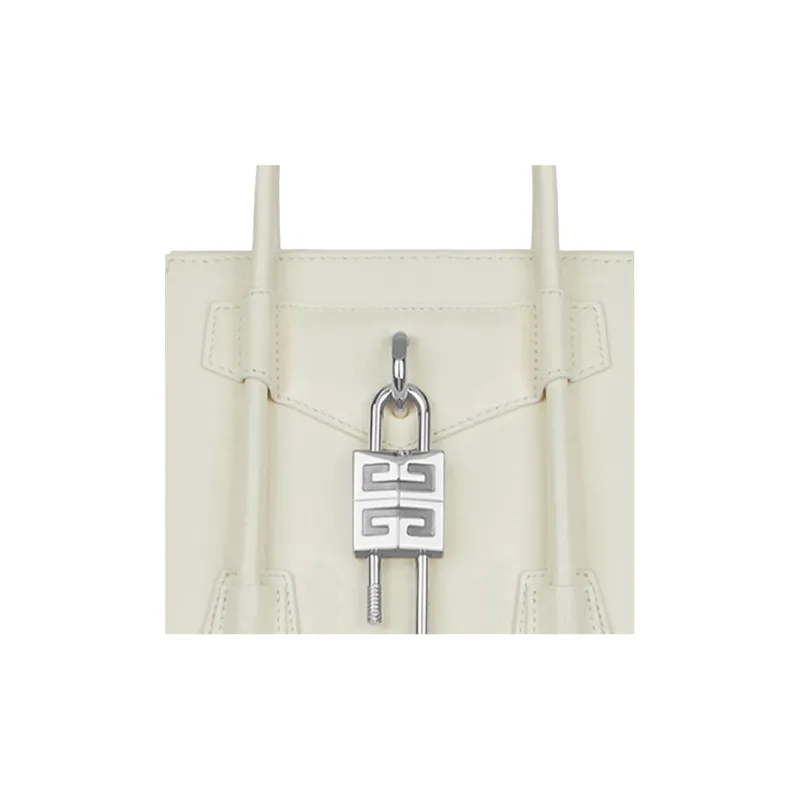 Givenchy Antigona Handbags-4