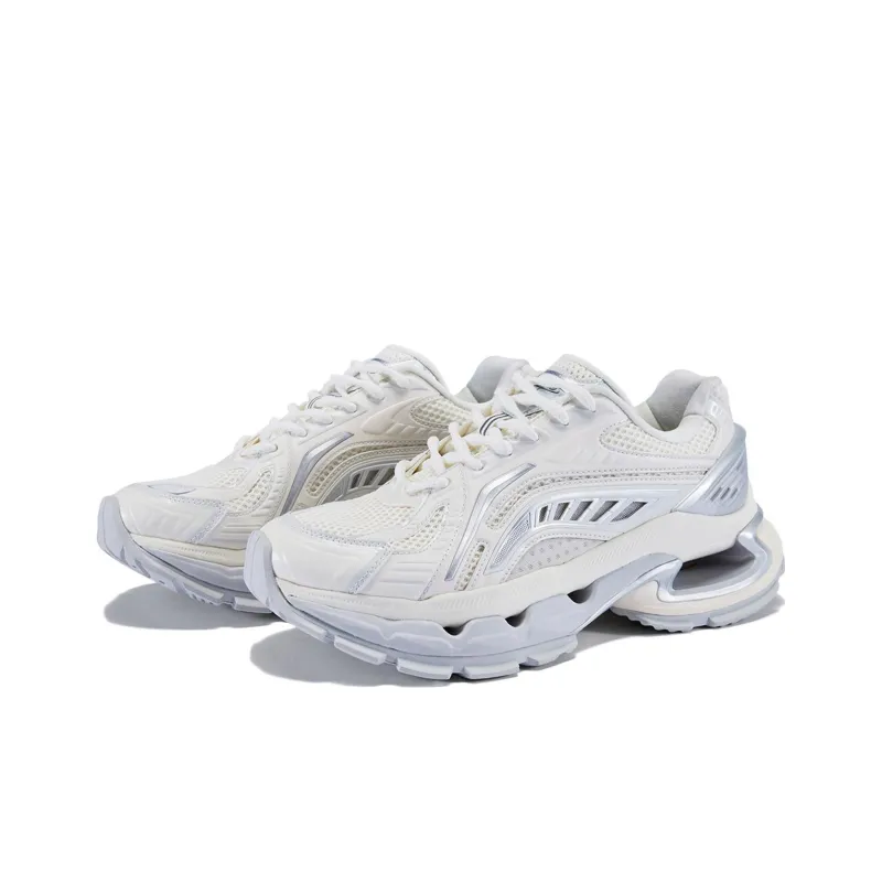 LiNing Furious Rider BOW Shock Absorbers With Slip Resistant Features Low Top Casual Shoes Women's Ecru-2
