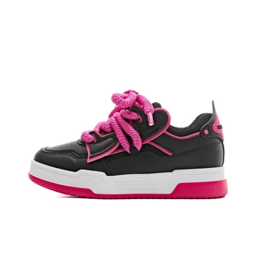 WARRIOR Skateboard Shoes Women's Low-Top Black/Rose Red