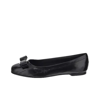 FERRAGAMO Vara Leather Ballerina Shoes