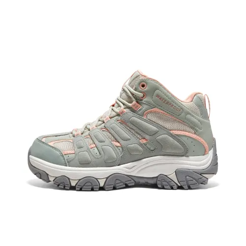 Skechers Hiking / Trekking Shoes Women's Mid-Top Mint Green