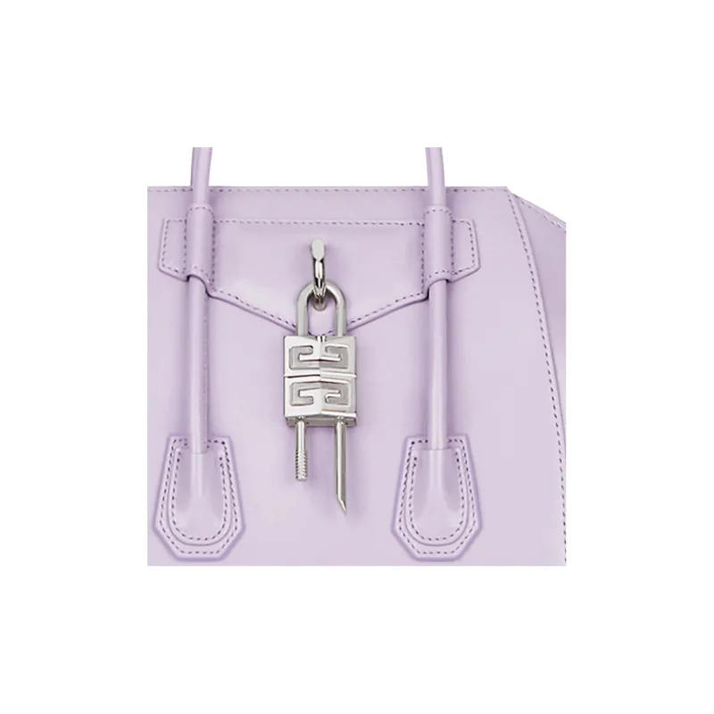 Givenchy Antigona Handbags-4