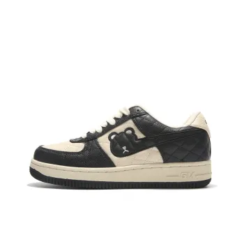 GOLD MEMBER BEAR Skateboard Shoes Unisex Low Top Black, Beige