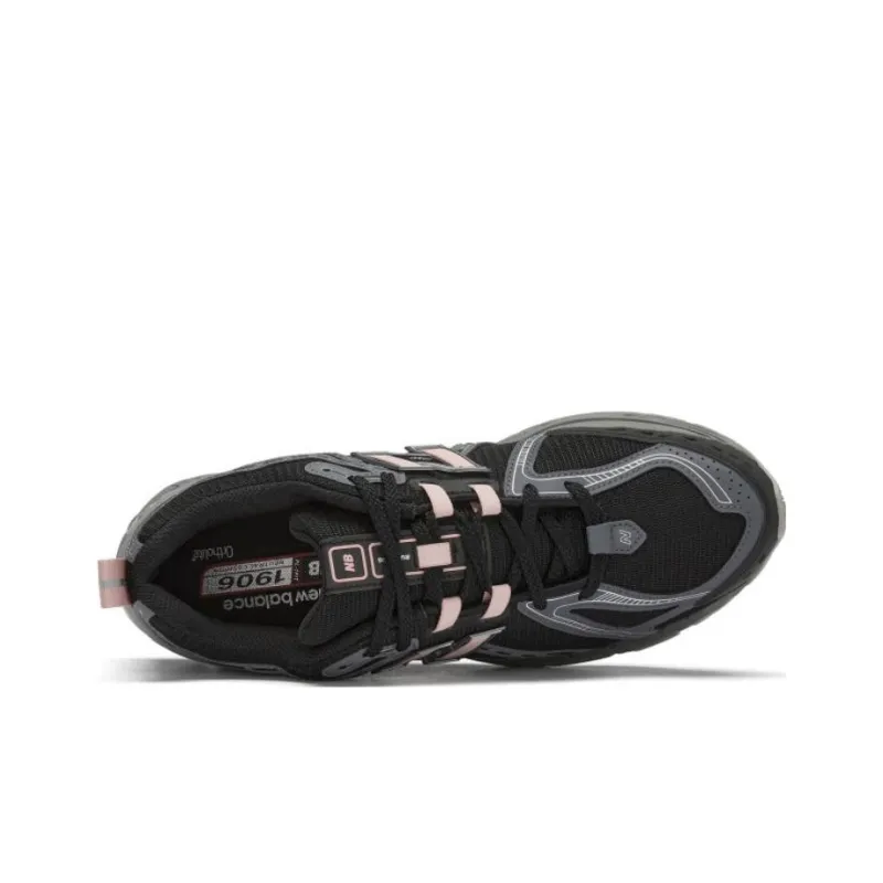 New Balance 1906R Black Pink Moon-3