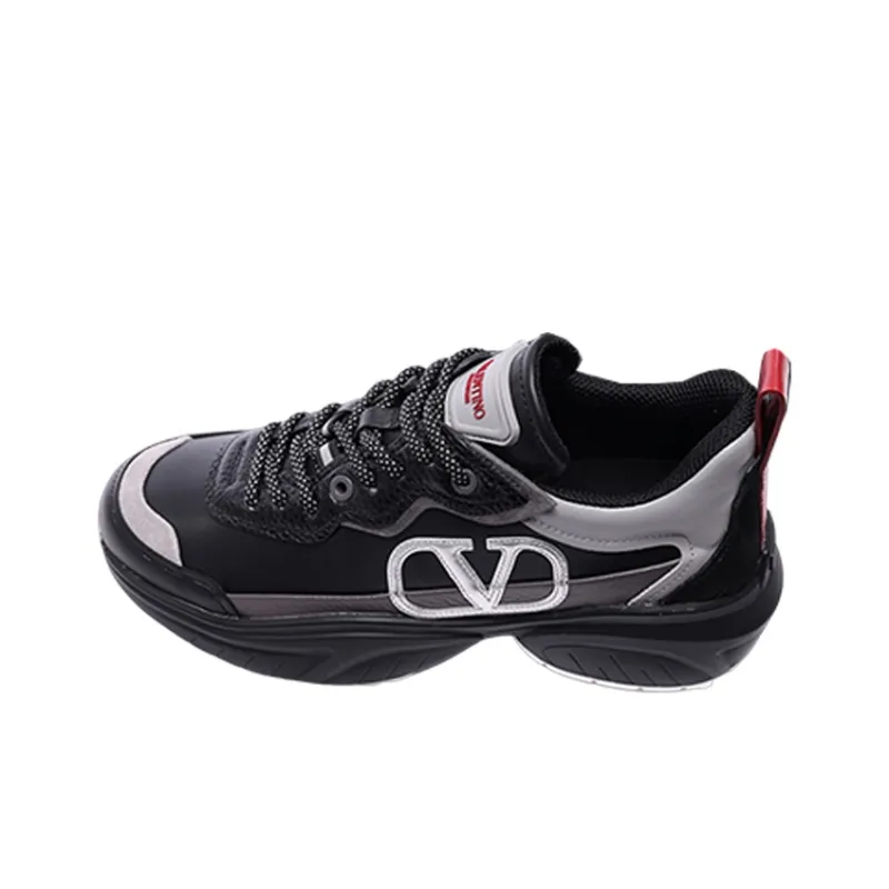 Valentino Low Top Casual Shoes Women's Black-0