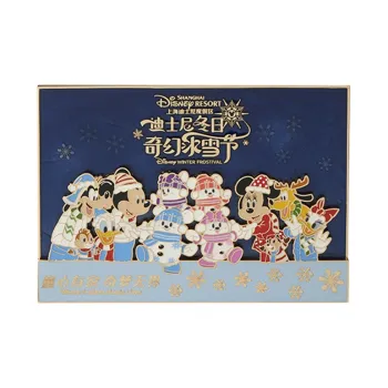 Disney Mickey Donald Duck Minnie Goofy Pluto 2022 Winter Fantasy Snow Festival Badge Greeting Card IP Merch