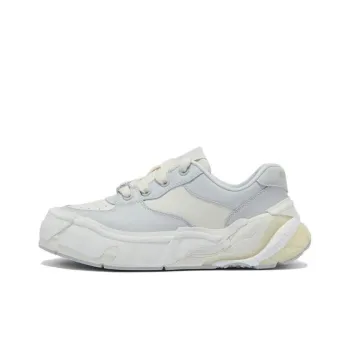 LiNing Wuji BR Breathable Height Increase Low Top Casual Shoes Women's Ecru