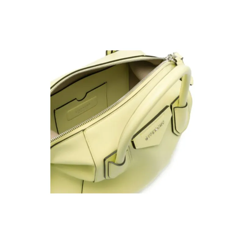Givenchy Antigona Handbags-3