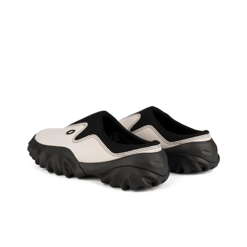 SSENSE CHOP SAW MULE x Oakley Factory Team Durable Breathable Low Top Casual Shoes Unisex Beige-1