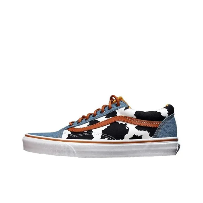Vans Toy Story X Old Skool 'Woody'-0