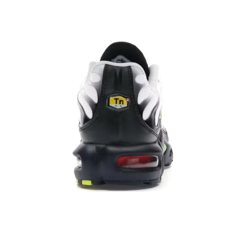 Nike Air Max Plus Retro Future-4