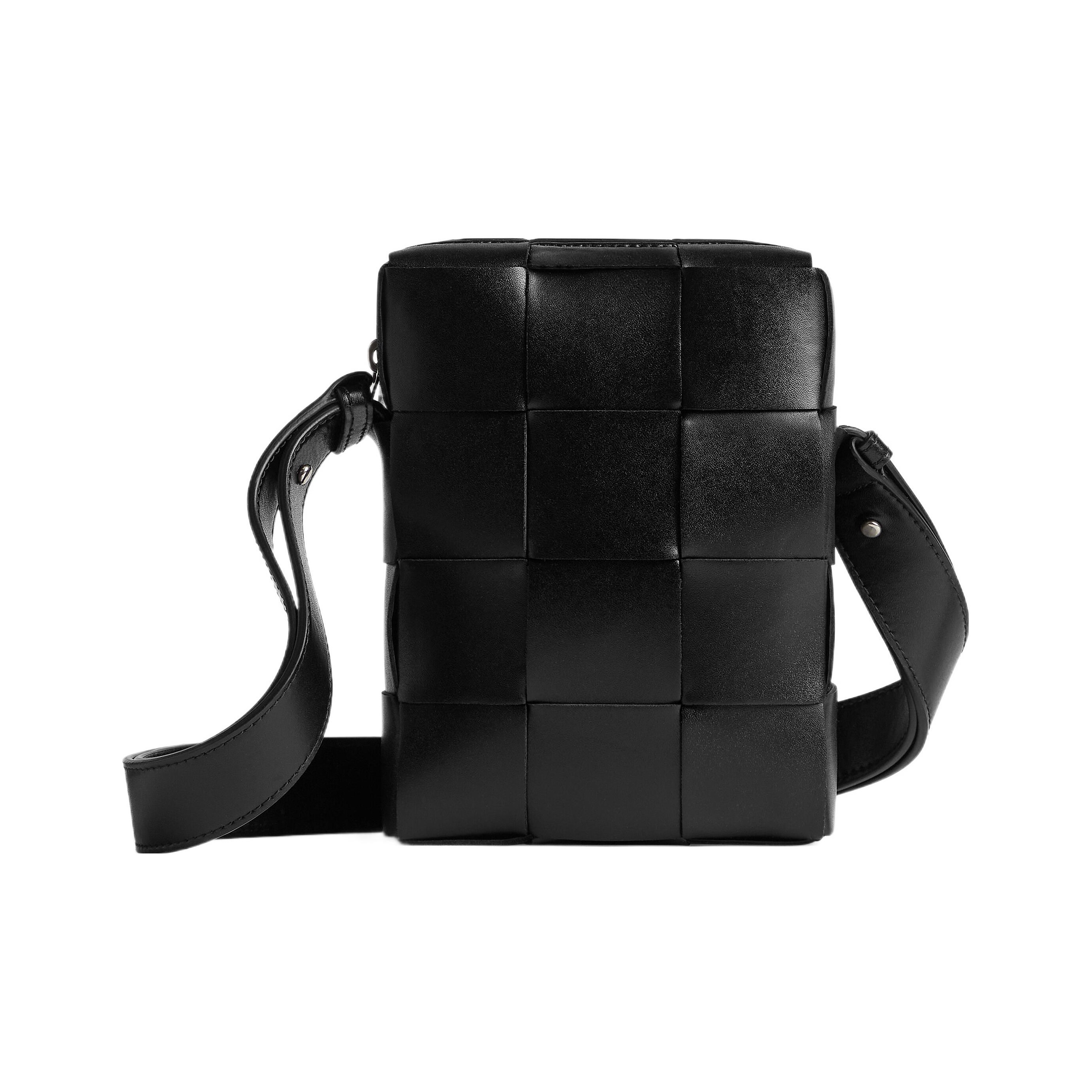Bottega Veneta Black Crossbody Bags on Sale & Authentic - POIZON