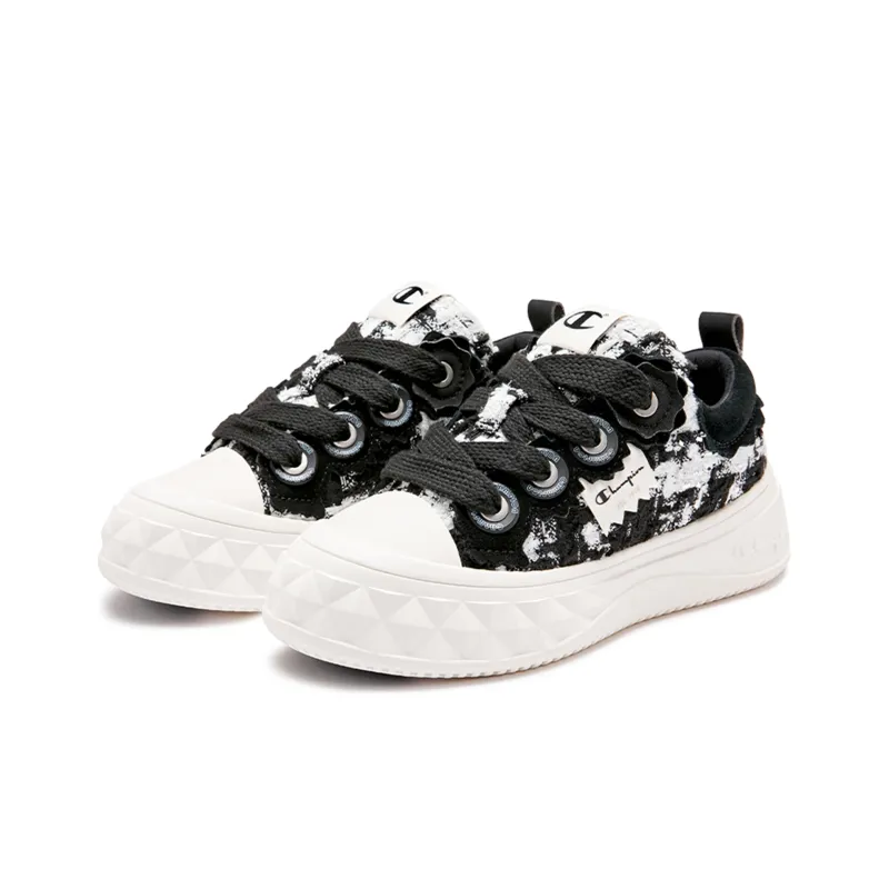 Champion Anti Slip Wear Resistant Low Top Skateboard Shoes Women's Black-2