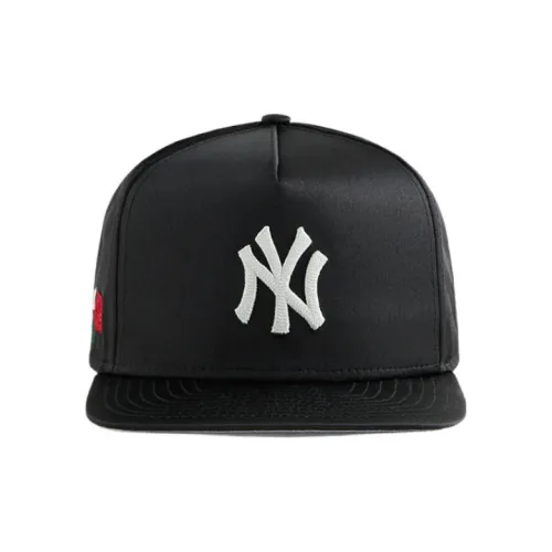 KITH & New Era The New York Yankees Satin 9Forty Snapback