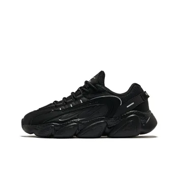 Erke Cushioned Slip Resistant Abrasion Resistant Low Top Casual Running Shoes Men's Jet Black