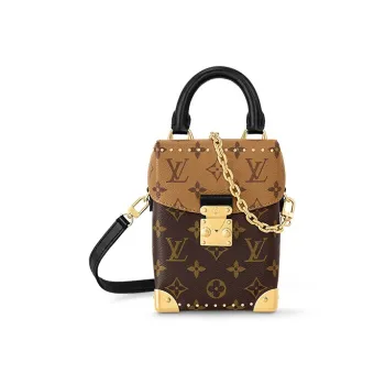 LOUIS VUITTON M12362 Camera Box