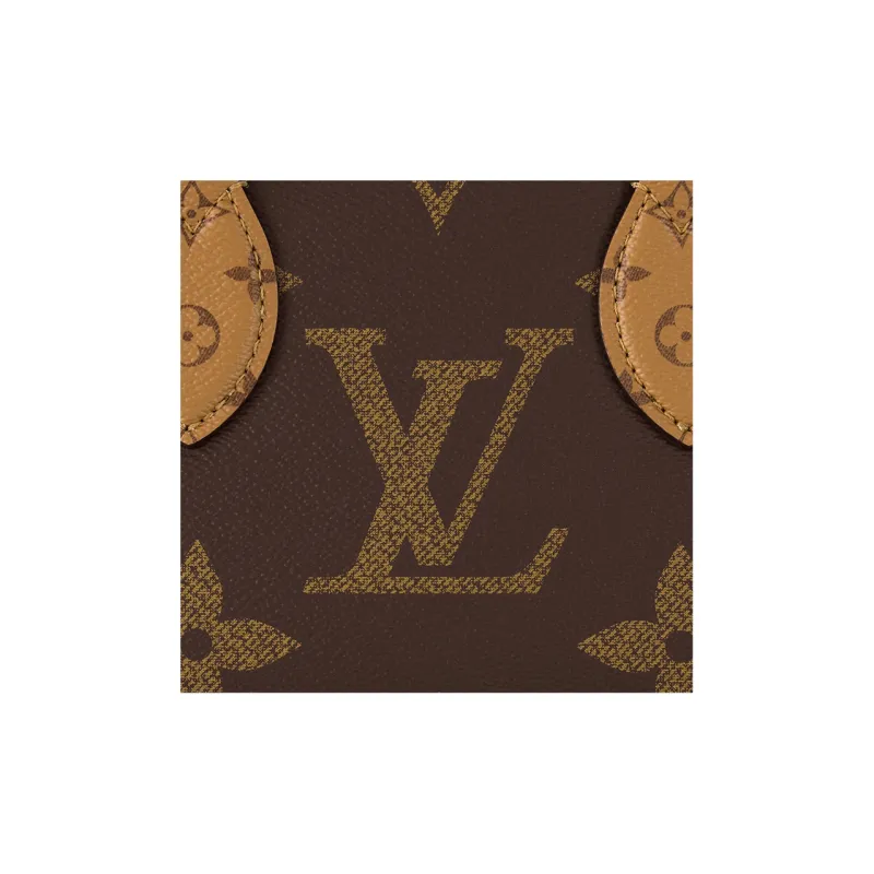 LOUIS VUITTON OnTheGo East West Monogram Handbag-7