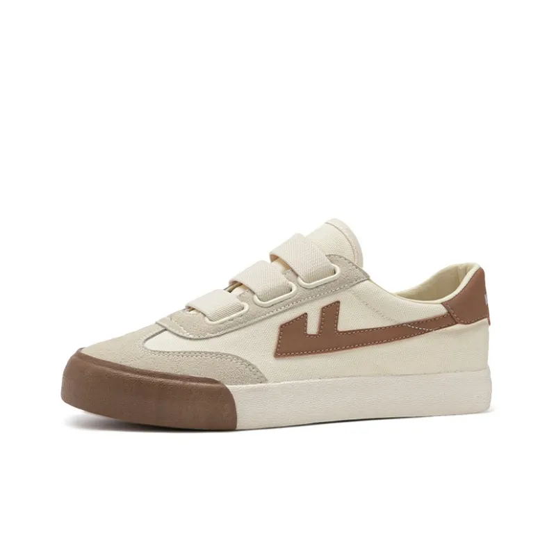 Warrior Breathable And Lightweight Low Top Canvas Shoes Unisex Beige Brown-1