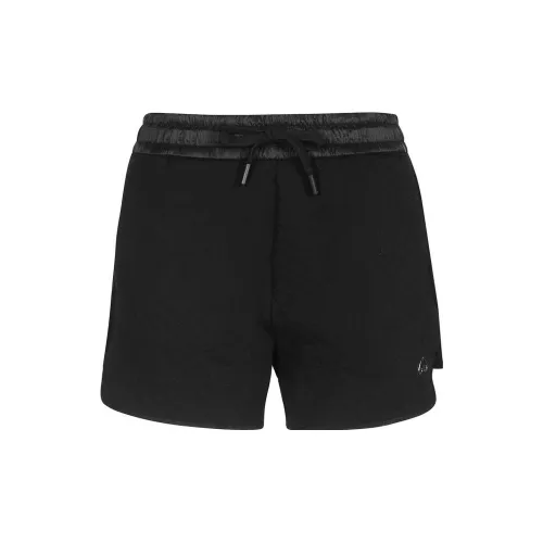 Moose Knuckles Casual Shorts Men Black