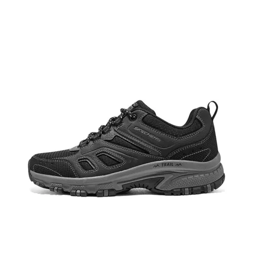 Skechers Hillcrest Hiking / Trekking Shoes Women's Low-Top Black