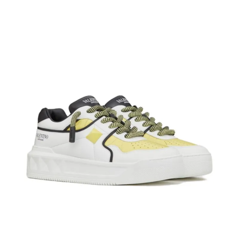 Valentino ONE STUD XL Low Top Skateboard Shoes Men's White Yellow-2