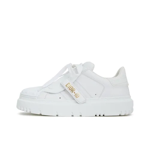 DIOR  ID Low-Top Skate shoes Female White