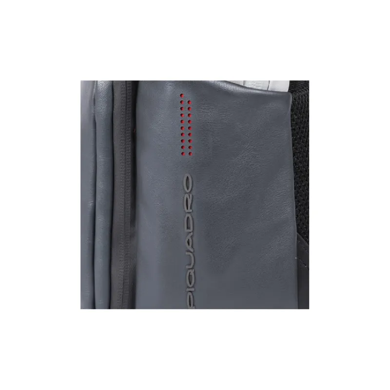 PIQUADRO Leather Backpack Regular Men's Gray/Black-4
