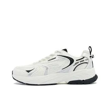 QIAODAN Kaiyuan 1.0 Cushioning, Wear Resistant Low Top Casual Shoes Men's Black White