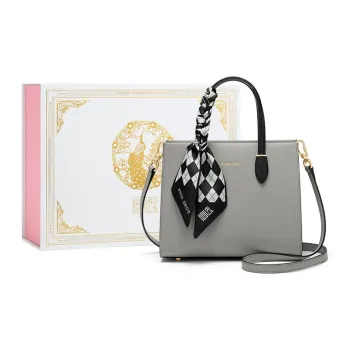 Gong Xuan Handbags