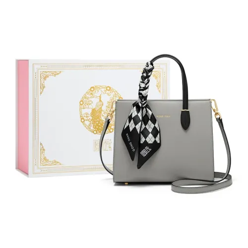 Gong Xuan Handbags
