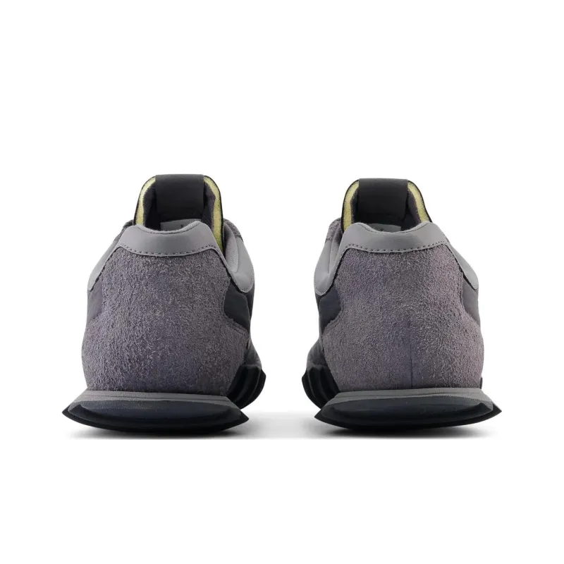 New Balance RC30 Blacktop Magnet-4