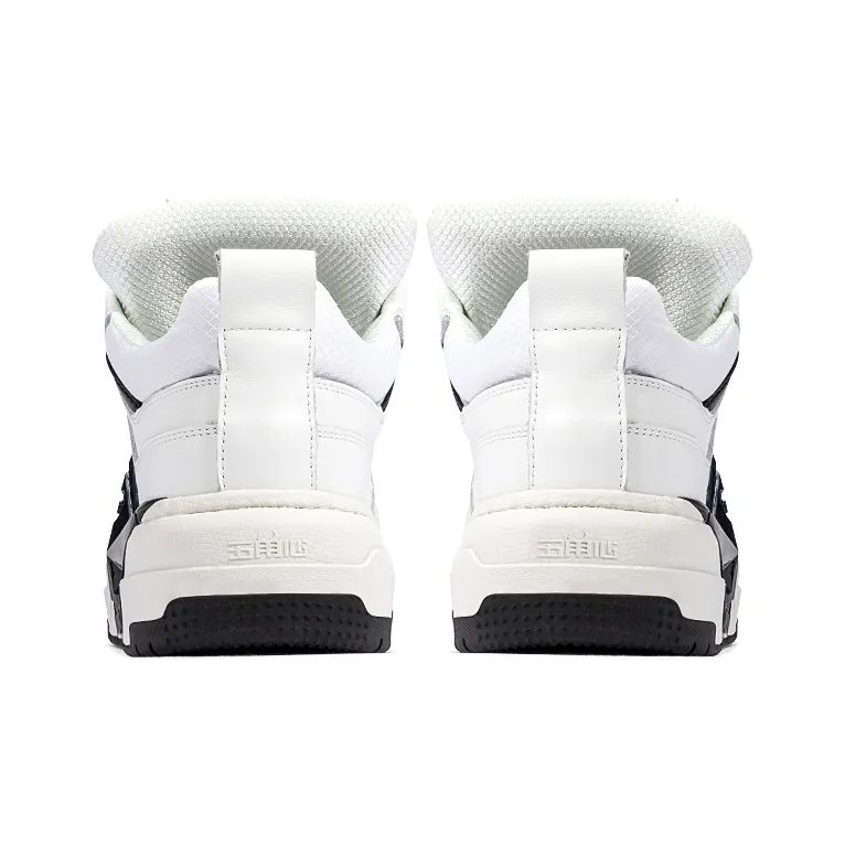 PENTAGONAL HEART Five-Pointed Heart Star-Stomping Dream Collection Skateboard Shoes Unisex White Black-3