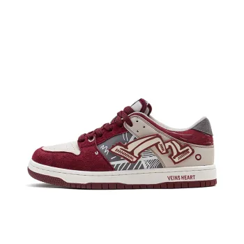 MR.A Low Top Skateboard Shoes Unisex Burgundy