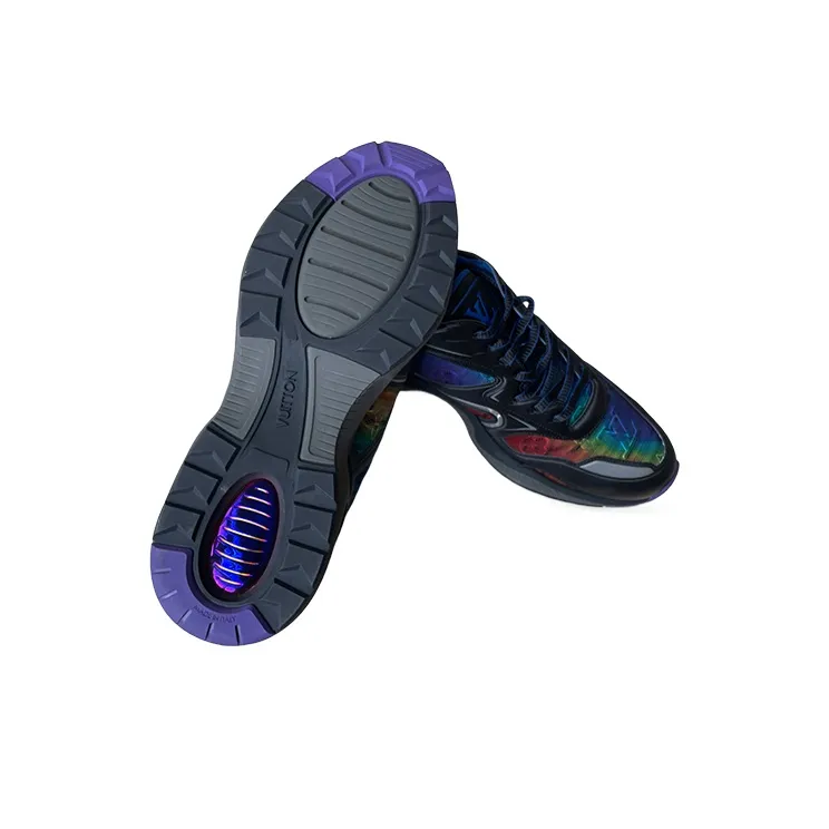 LOUIS VUITTON Trail 2054 Sneakers 'Black With Thermal Image'-4
