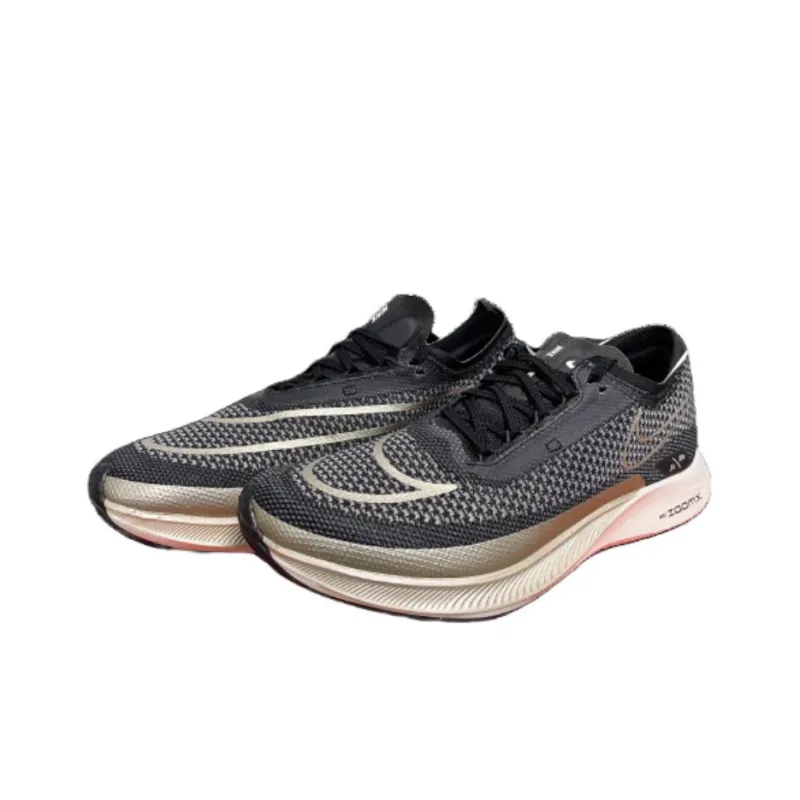 Nike Streakfly Black Metallic Gold Grain-2