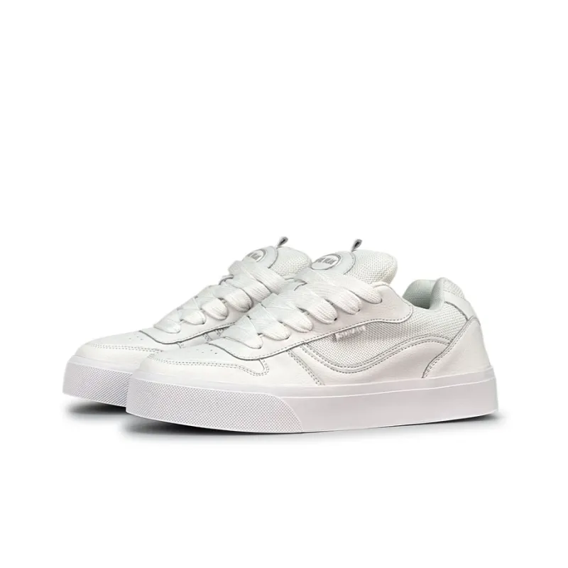 LuzaoT SUPER DRAG Anti Slip Wear Resistant Low Top Skateboard Shoes Unisex Pure White-2