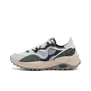 QIAODAN Wear resistant And Lightweight Low Top Casual Shoes Men's White Green