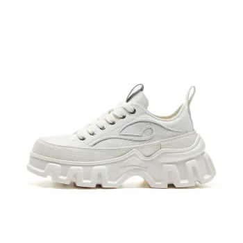 OGR Lull Collection 2.0 Low Top Canvas Shoes Unisex White