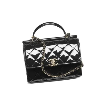 CHANEL Calfskin Patent Leather Shoulder Bag Crossbody Bag Handbag Small Size Women's Black