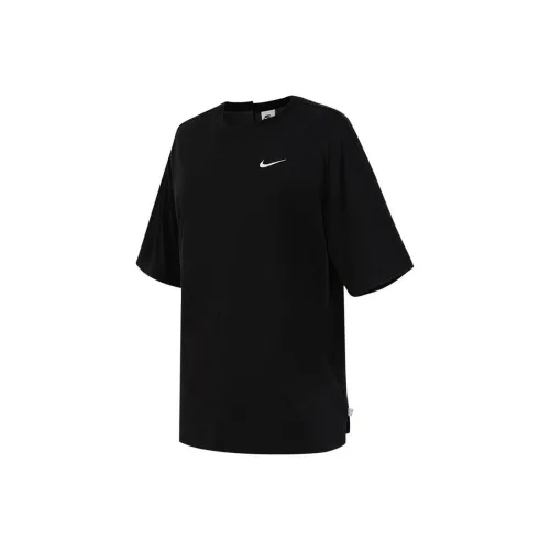 Nike Sportswear Collection Training Crewneck T-Shirt Black