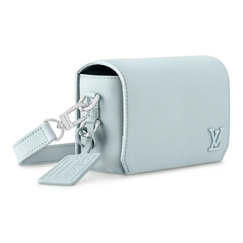 LOUIS VUITTON Fastline Wallets-1