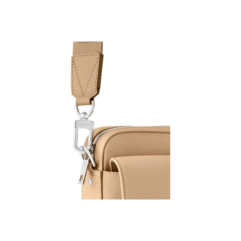 LOUIS VUITTON Fastline Messenger-7