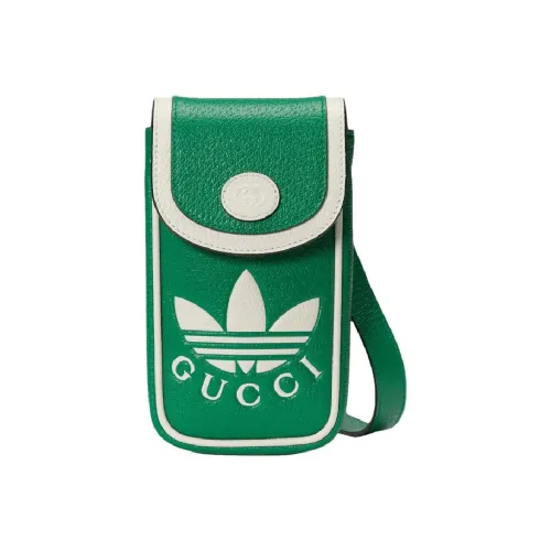 GUCCI × adidas Cellphone Pouch green