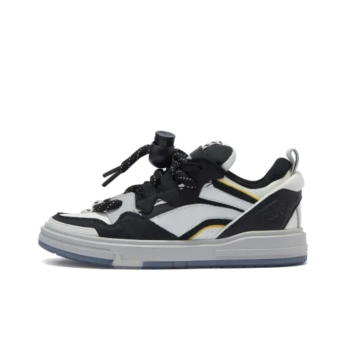 LiNing SWAG Anti Slip Wear Resistant Low Top Gourd Shaped Lock, Low Top Puffy Skateboard Shoes Women's Black