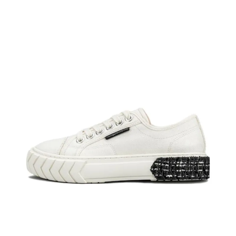 Both Low Top Canvas Shoes Women's White-0