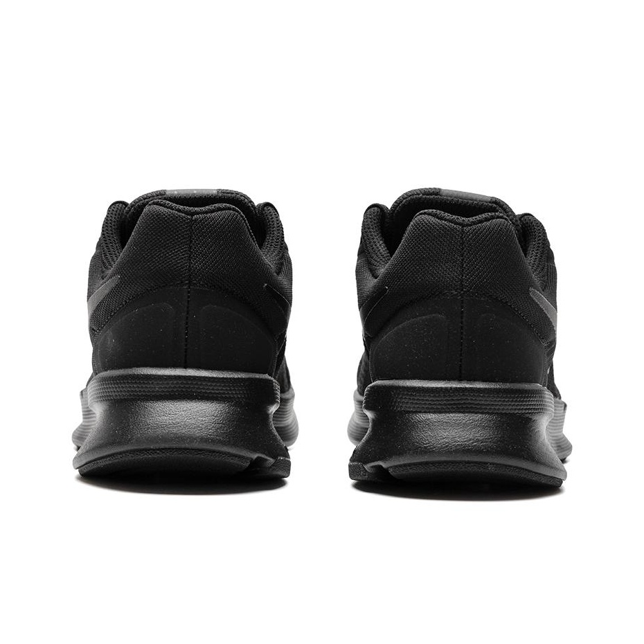 nike run swift black running shoes