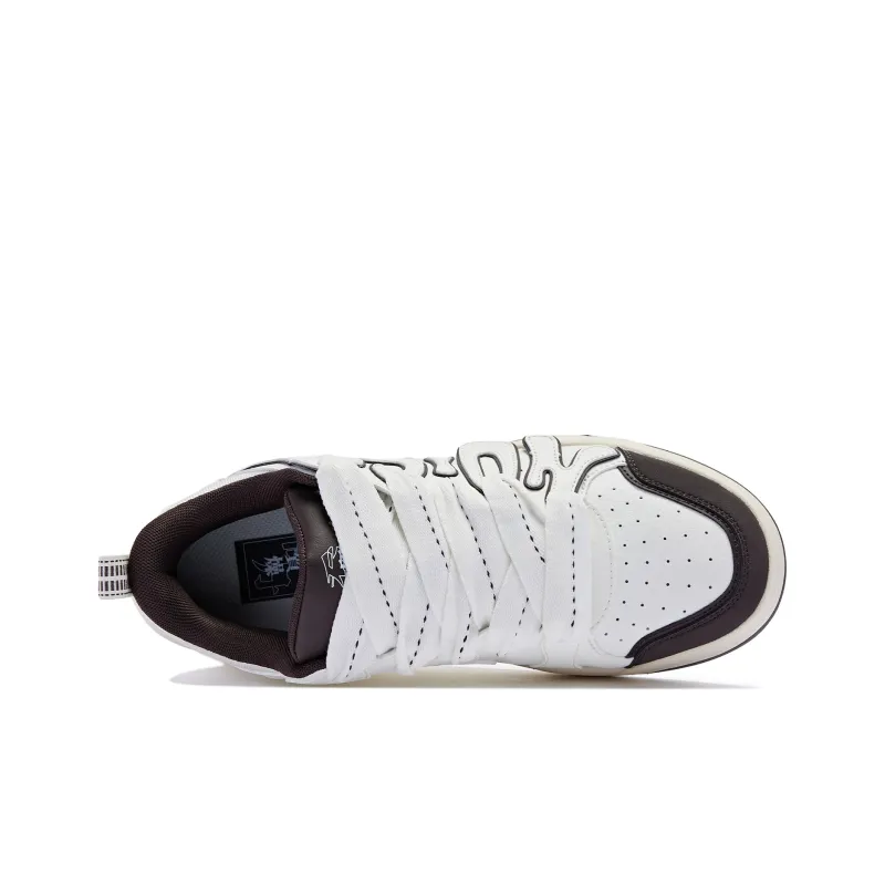 QIAODAN Slip Resistant Cushioning Low Top Skateboard Shoes Men's White Brown-3