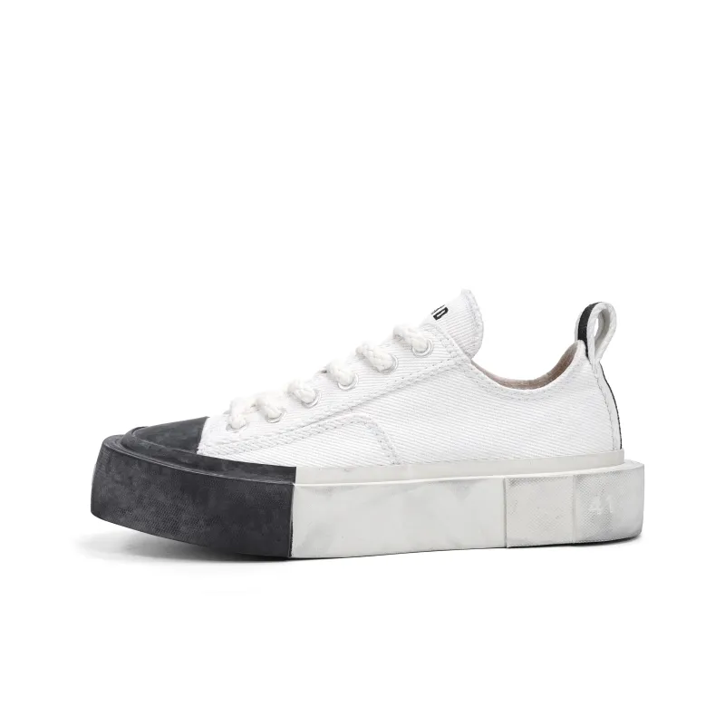 CROOKED CARD Durable Breathable Low Top Canvas Shoes Unisex White-0